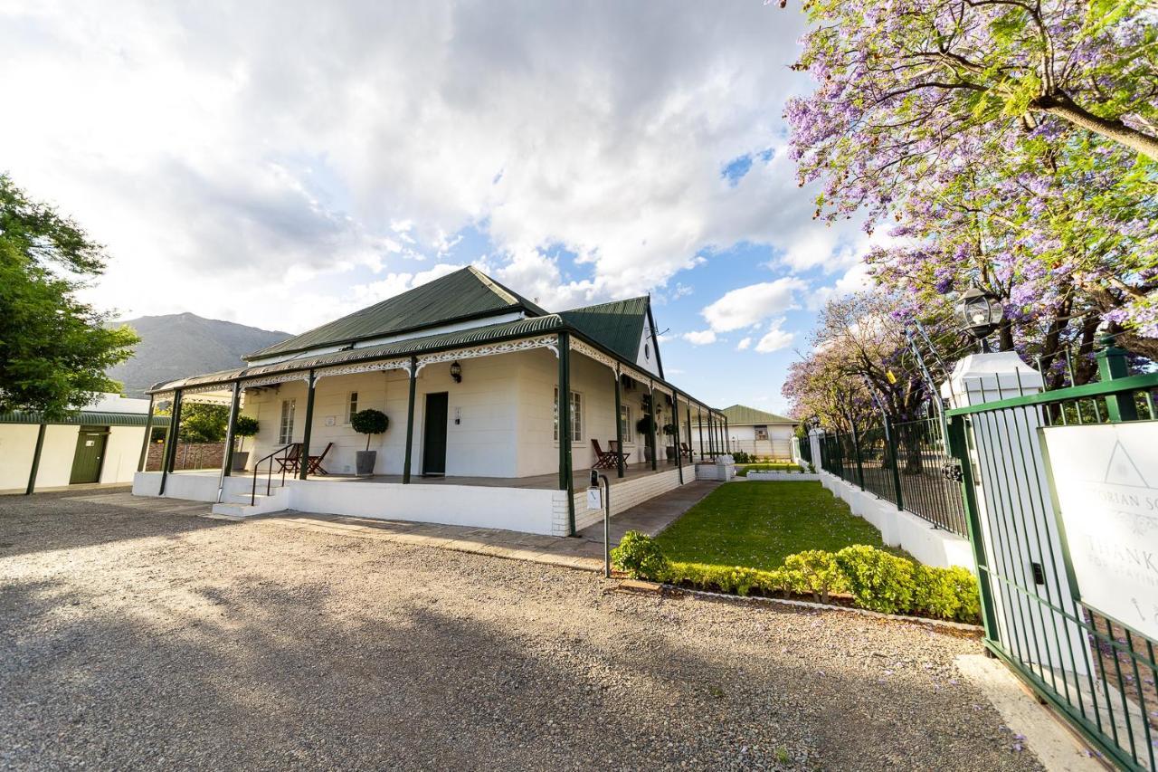 Victorian Square Guesthouse Graaff-Reinet Buitenkant foto